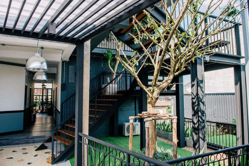 Oxotel Hotel Chiang Mai Exteriör bild